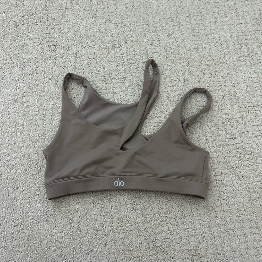 ALO Yoga Cut Out Bra